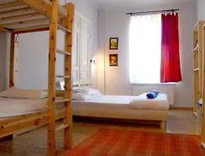 Hostel Riga Rooms *